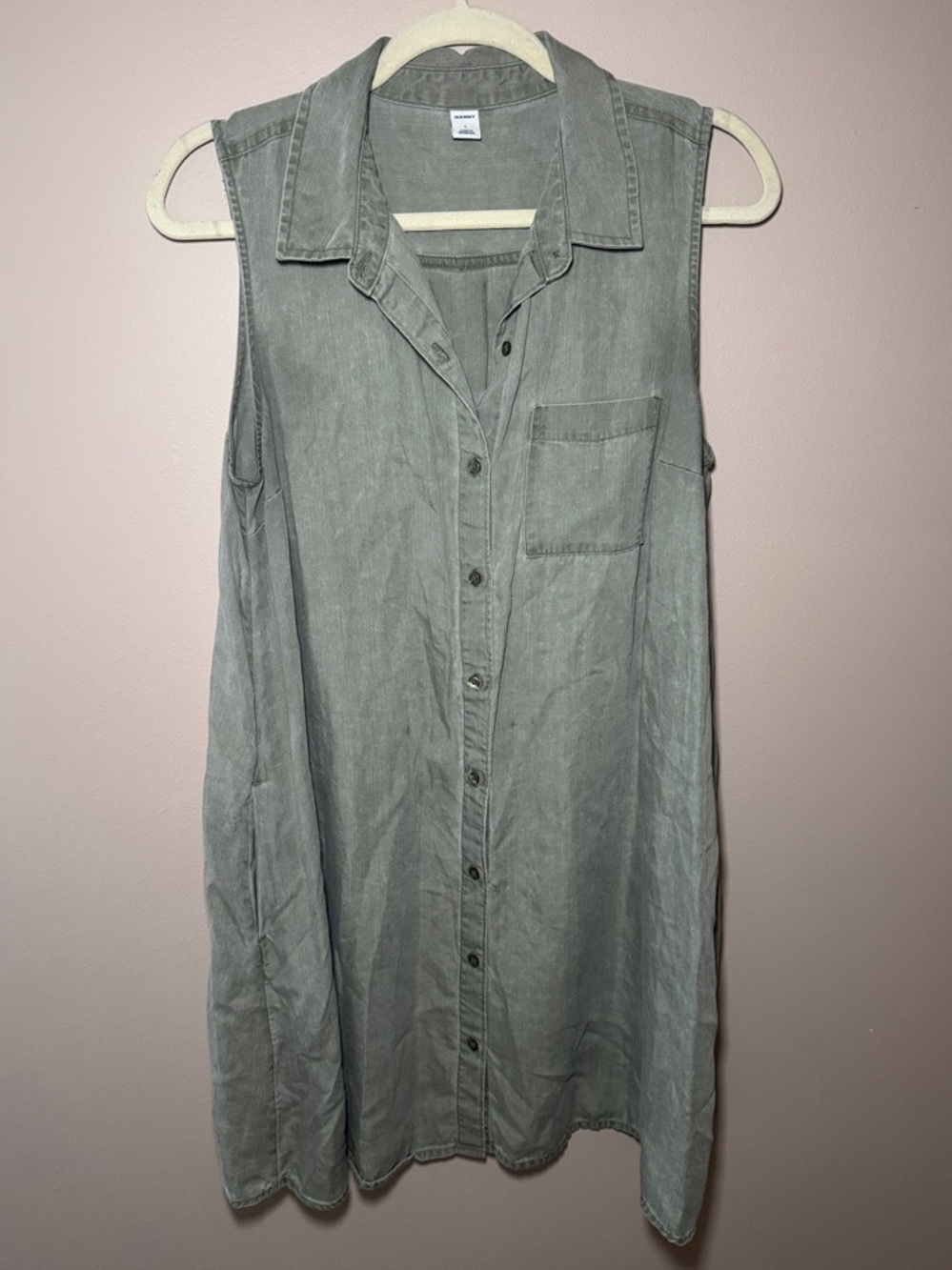 Old Navy Sleeveless Shirt Dress in Green